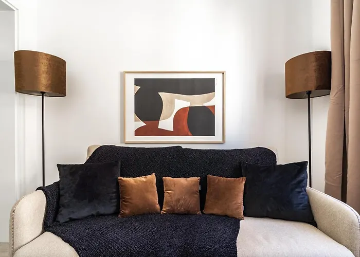 Akicity Graca Charm Лиссабон