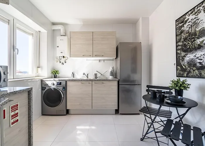 Akicity Graca Charm Лиссабон